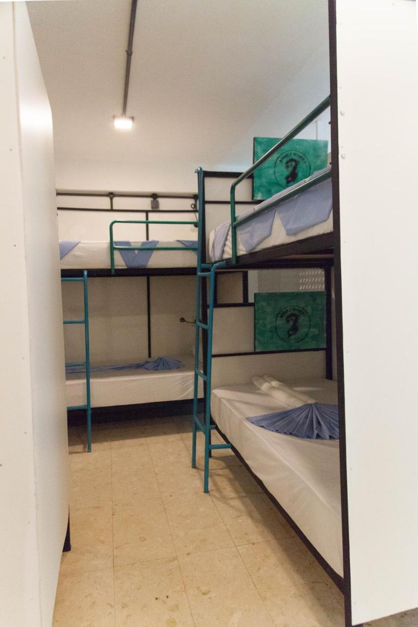Bunky Monkey Hostels Colombo Ngoại thất bức ảnh
